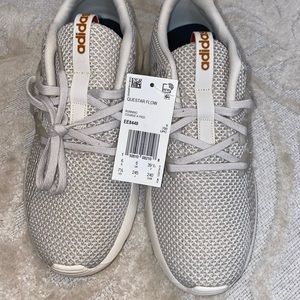 Adidas Questar Flow Sneakers BRAND NEW
